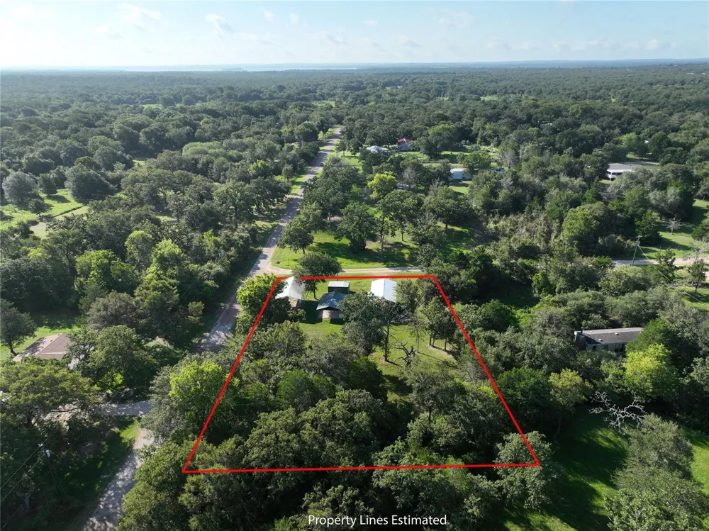 1425 Big Berry Road Somerville, TX 77879