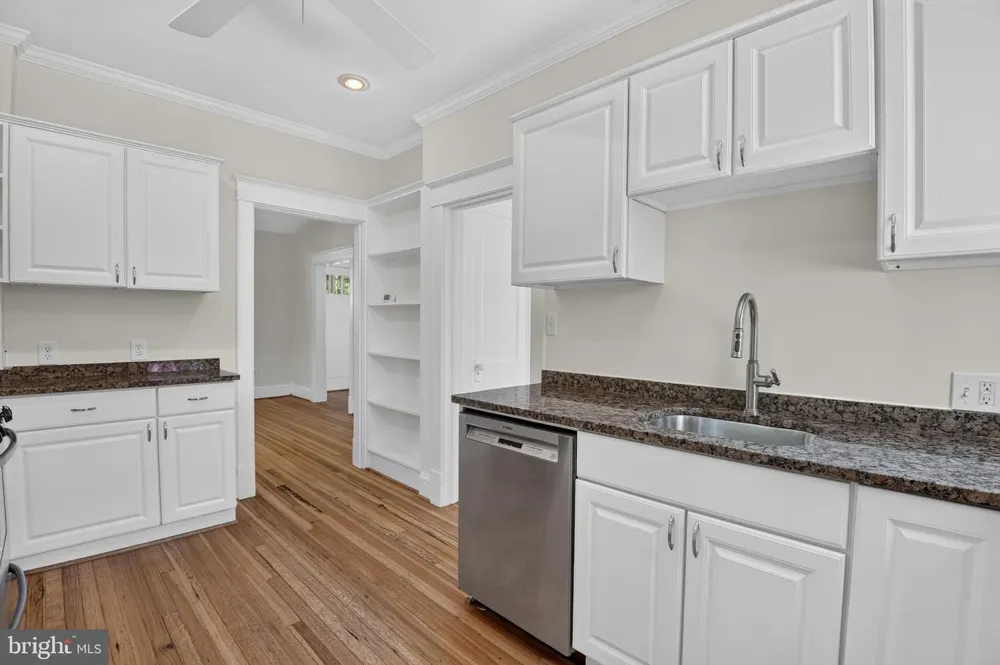 6414 BROOKES LANE Bethesda, MD 20816