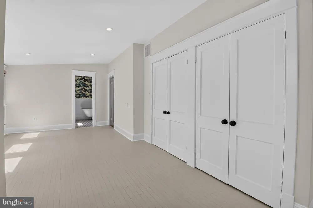6414 BROOKES LANE Bethesda, MD 20816
