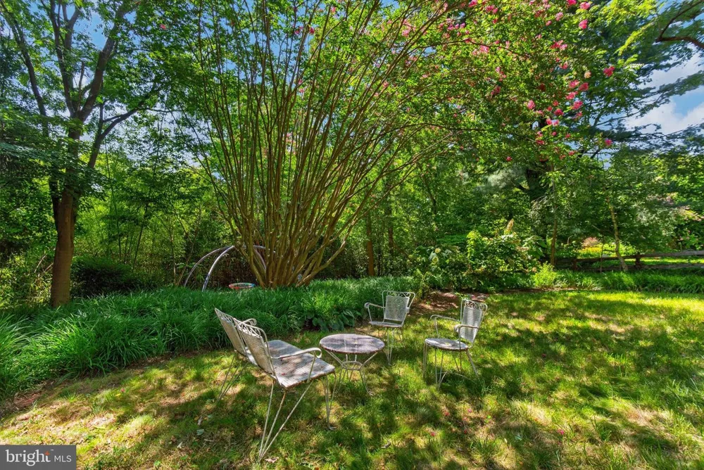 6414 BROOKES LANE Bethesda, MD 20816