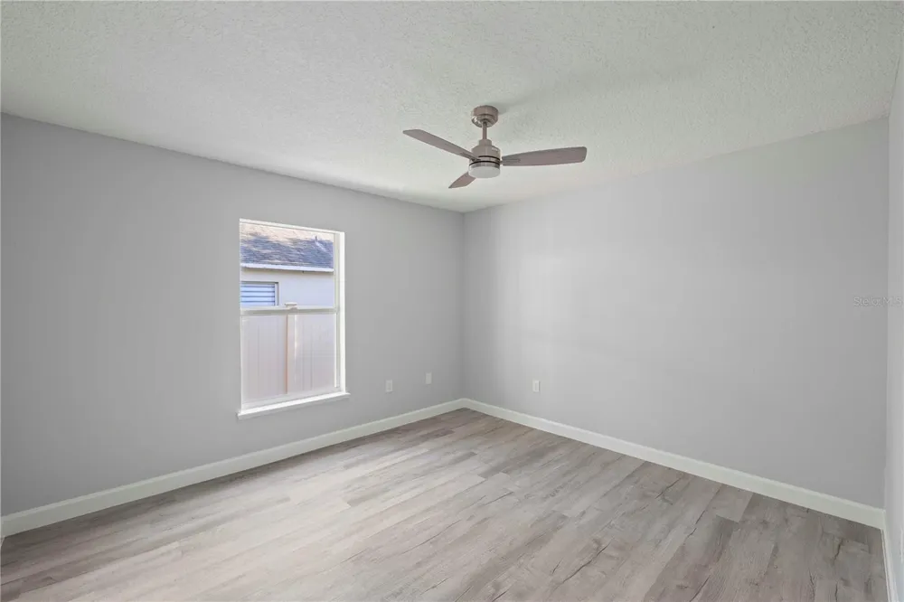 941 JAYHIL DRIVE Minneola, FL 34715