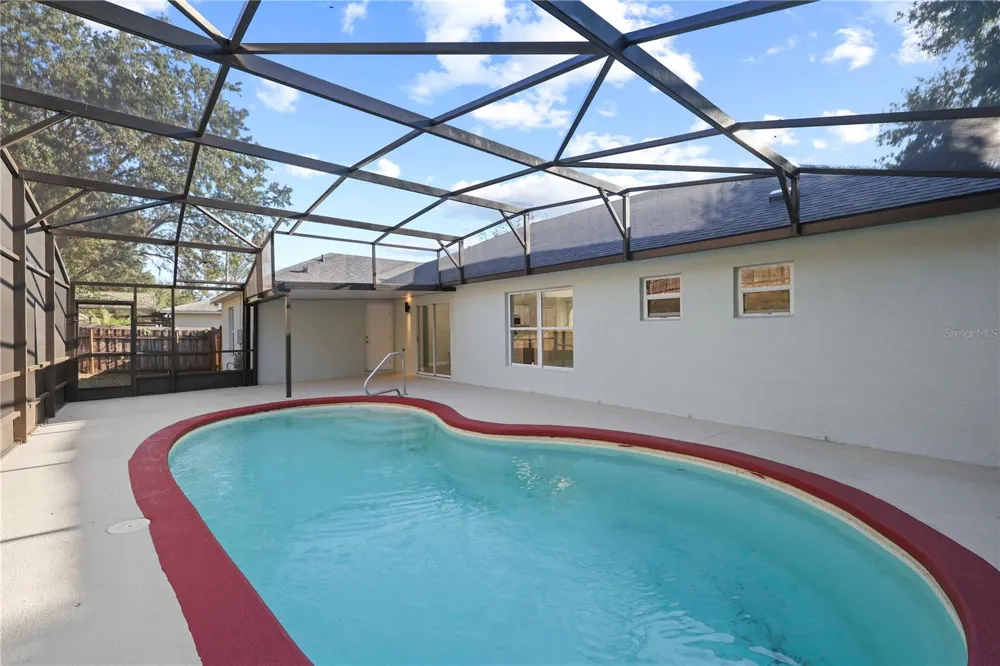 941 JAYHIL DRIVE Minneola, FL 34715