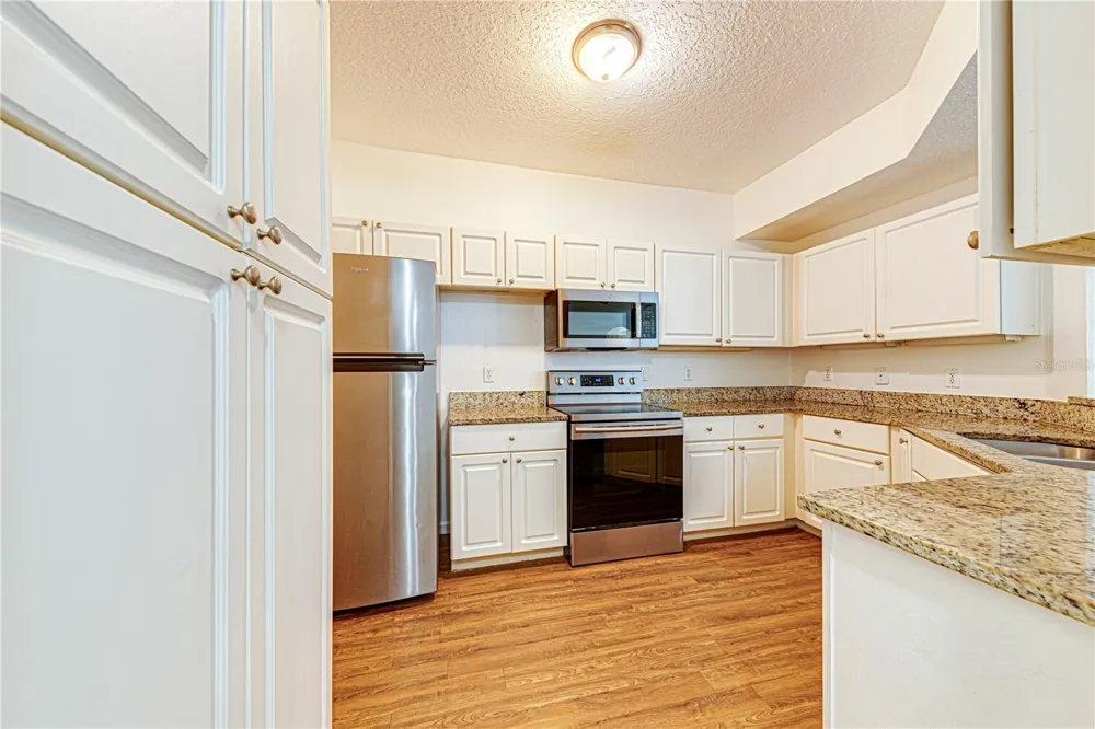 5500 METROWEST BOULEVARD #14-203 Orlando, FL 32811