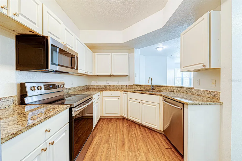 5500 METROWEST BOULEVARD #14-203 Orlando, FL 32811
