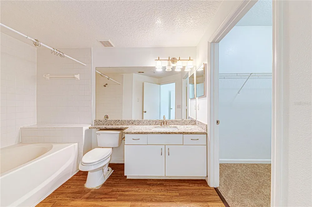 5500 METROWEST BOULEVARD #14-203 Orlando, FL 32811