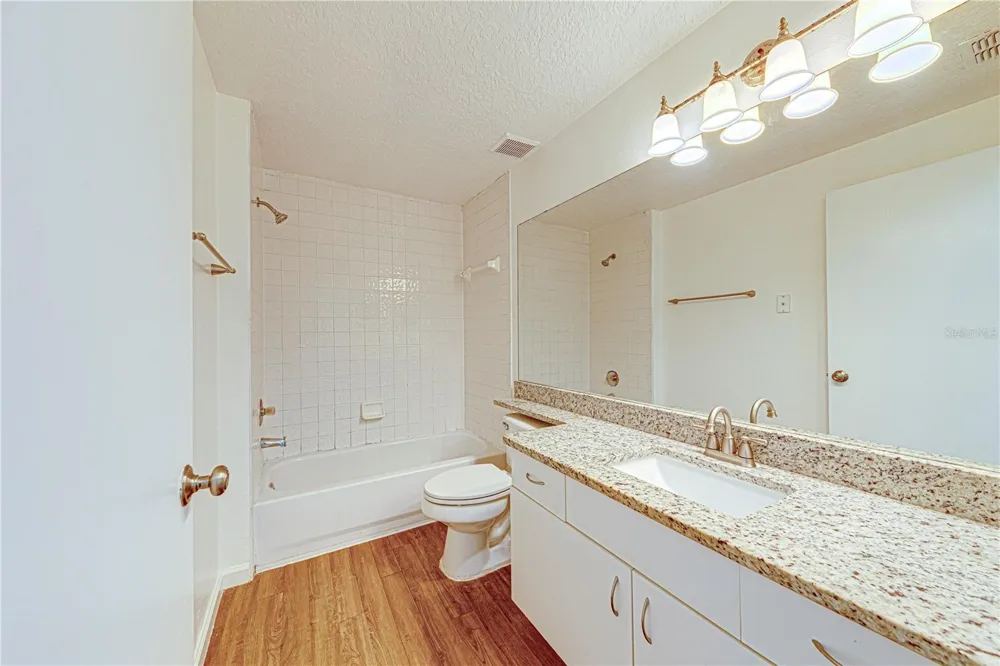 5500 METROWEST BOULEVARD #14-203 Orlando, FL 32811
