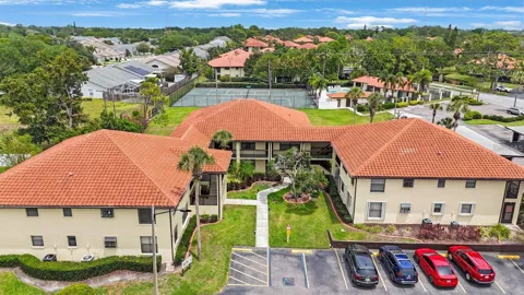 404 HAMMOCK PINE BOULEVARD #404