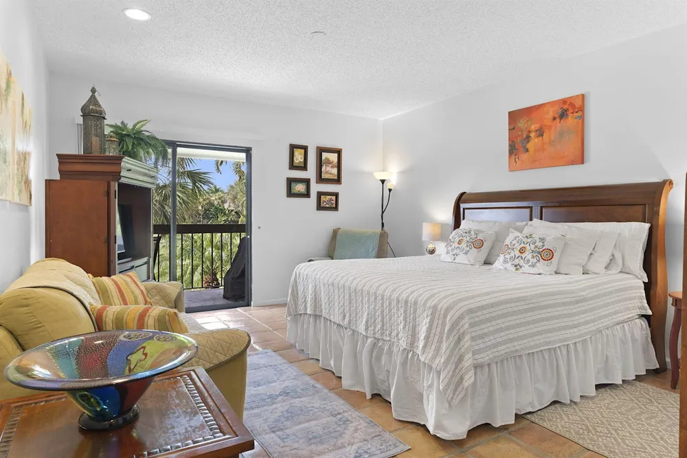13334 Polo Club Road #317 Wellington, FL 33414