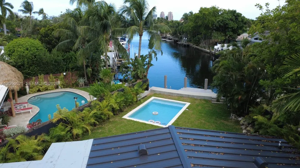2416 NE 19th Ter Wilton Manors, FL 33305