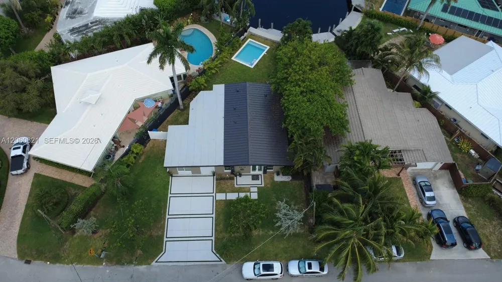 2416 NE 19th Ter Wilton Manors, FL 33305