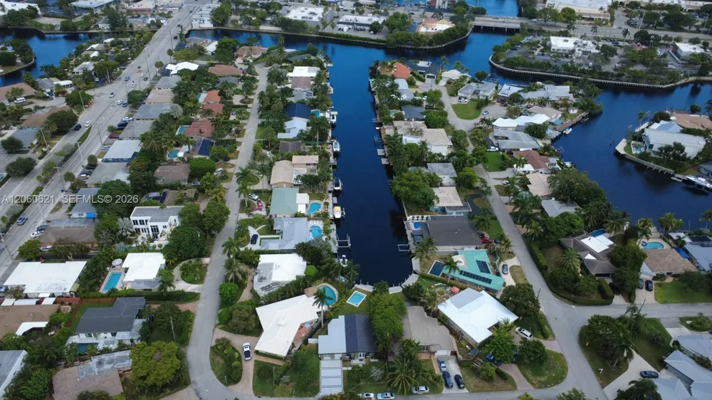 2416 NE 19th Ter Wilton Manors, FL 33305