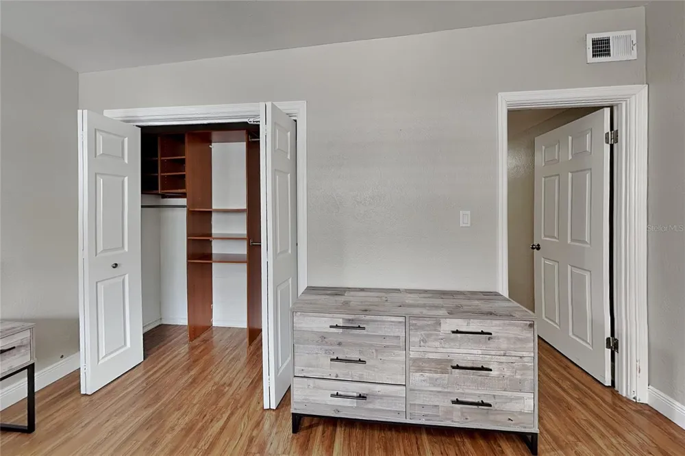 313 S LAWSONA BOULEVARD Orlando, FL 32801