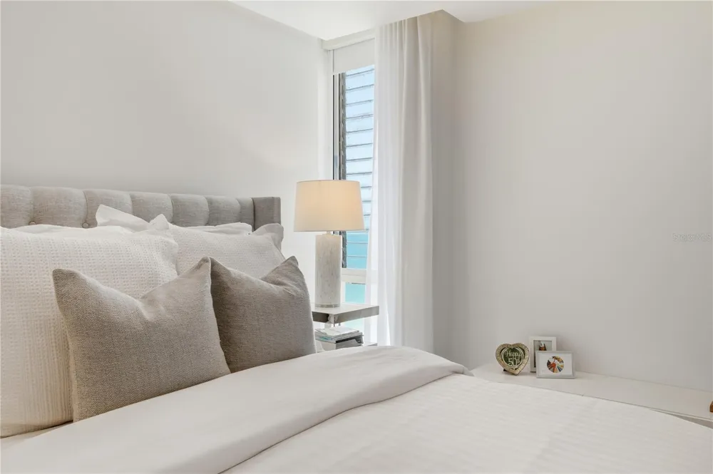 3307 ISLA VERDE AVE. #1 Carolina, PR 00979
