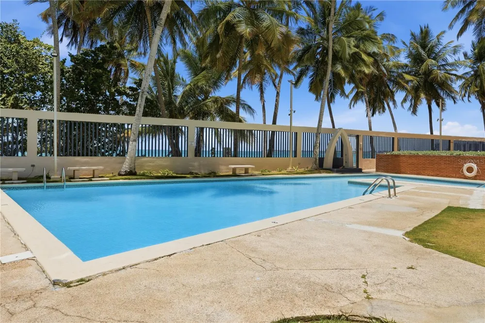 3307 ISLA VERDE AVE. #1 Carolina, PR 00979