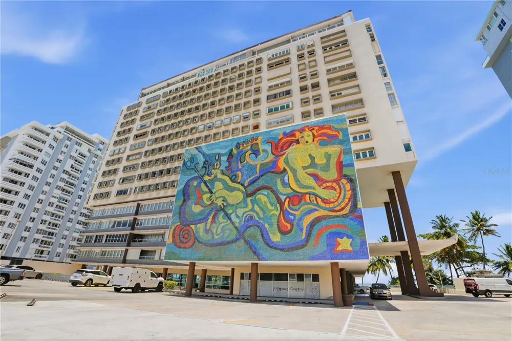 3307 ISLA VERDE AVE. #1 Carolina, PR 00979