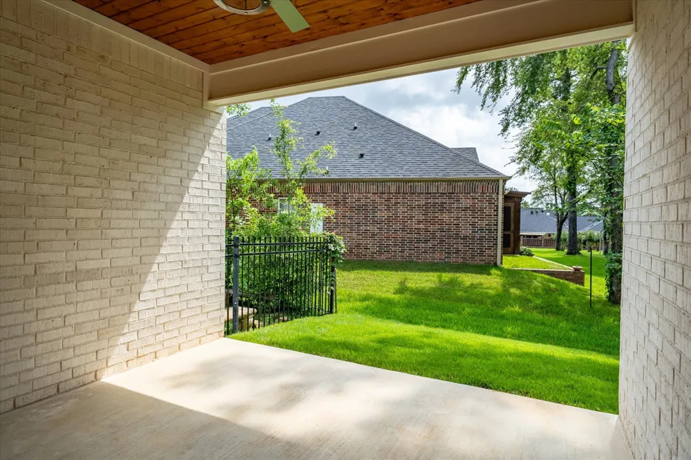 7146 Holly Square Court Tyler, TX 75703