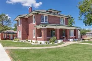 802 Orange Street