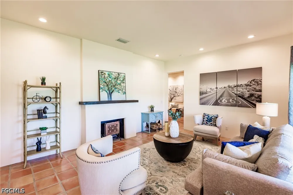 Caloosa Drive Fort Myers, FL 33901