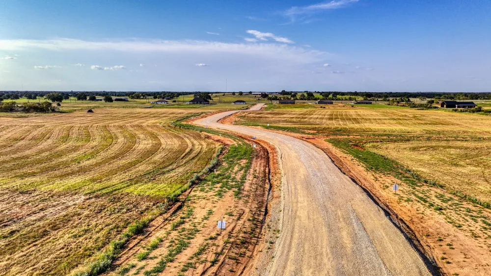 Three Quarter Loop Poolville, TX 76487