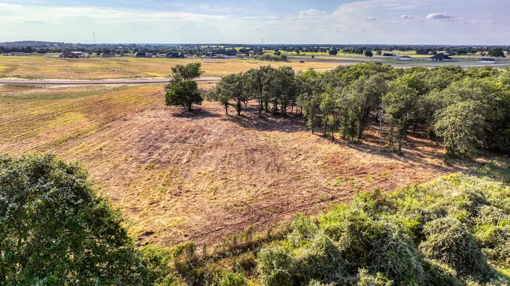 Three Quarter Loop Poolville, TX 76487