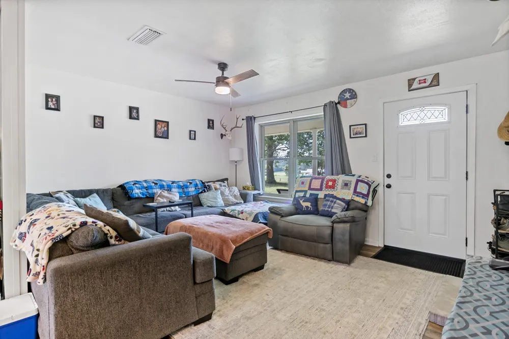 3259 Fm 557 Pittsburg, TX 75686