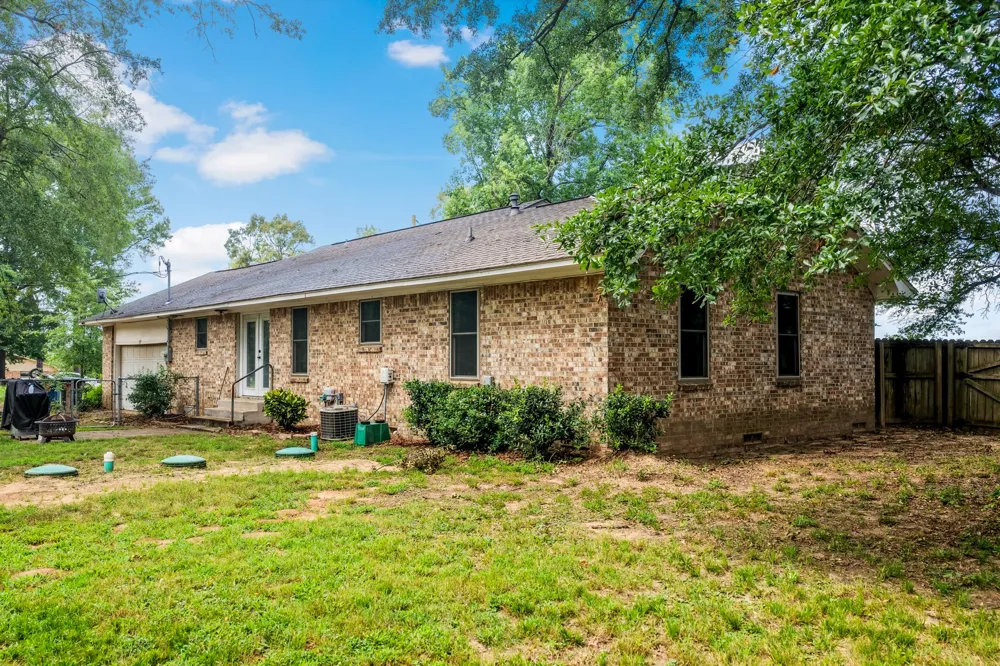 3259 Fm 557 Pittsburg, TX 75686