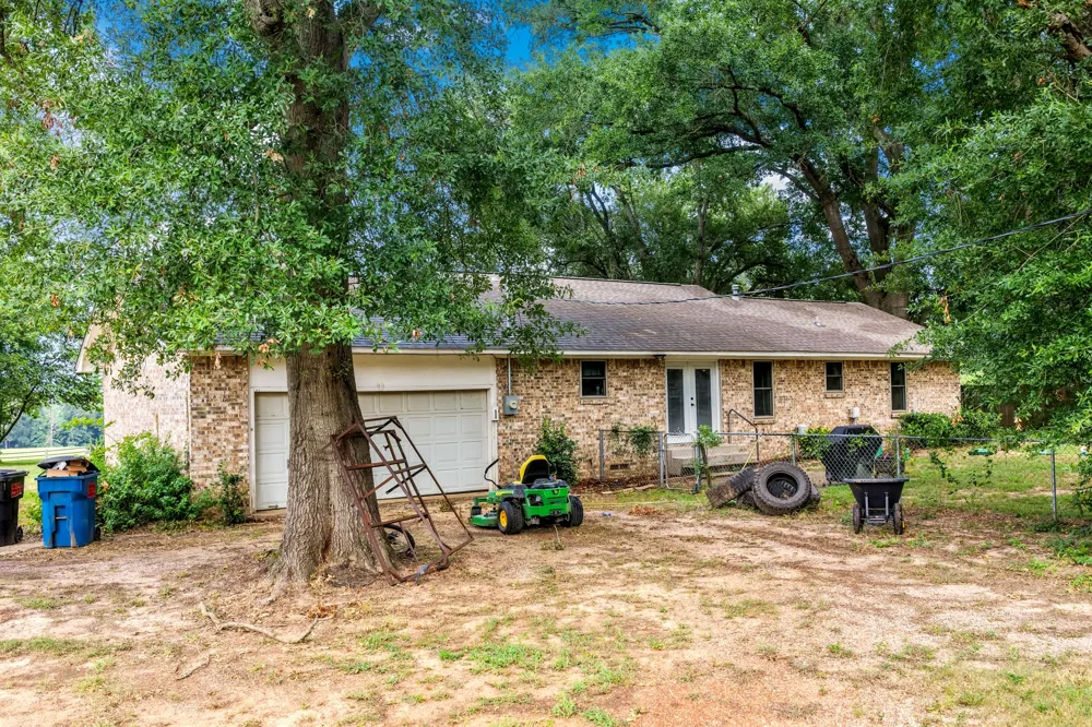3259 Fm 557 Pittsburg, TX 75686