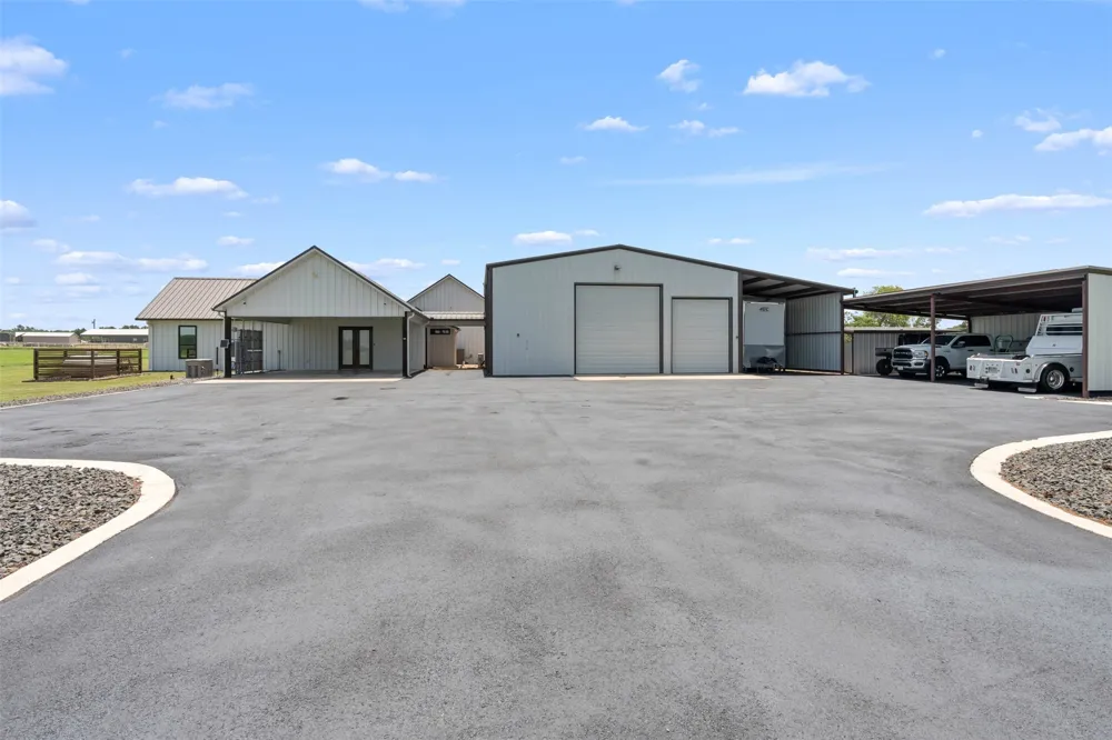 1218 VZ County Road 4133 Canton, TX 75103