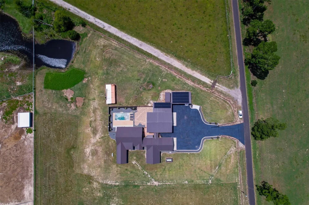 1218 VZ County Road 4133 Canton, TX 75103