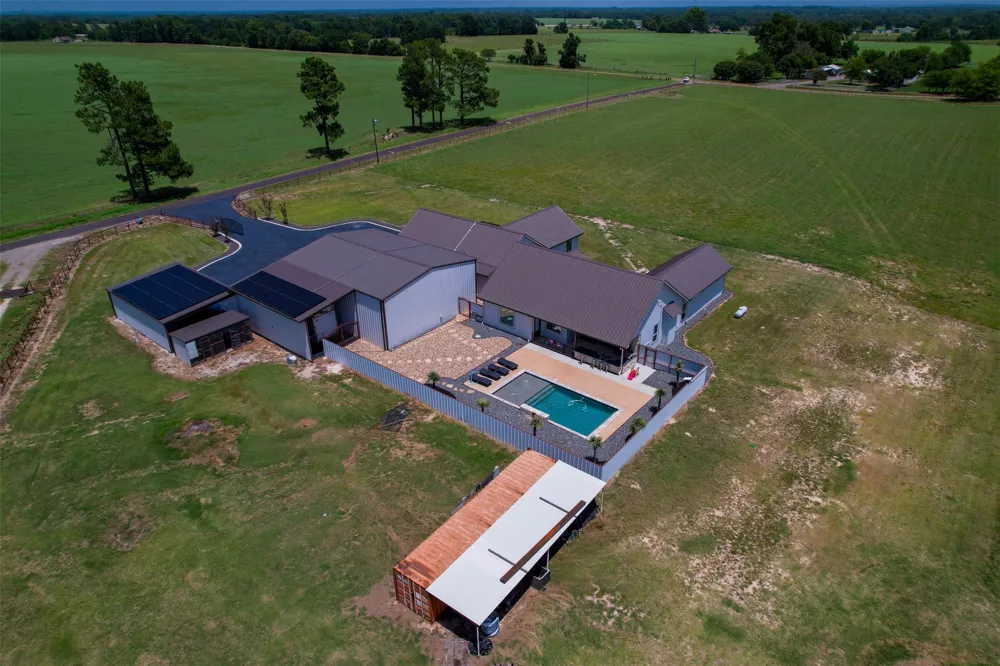 1218 VZ County Road 4133 Canton, TX 75103