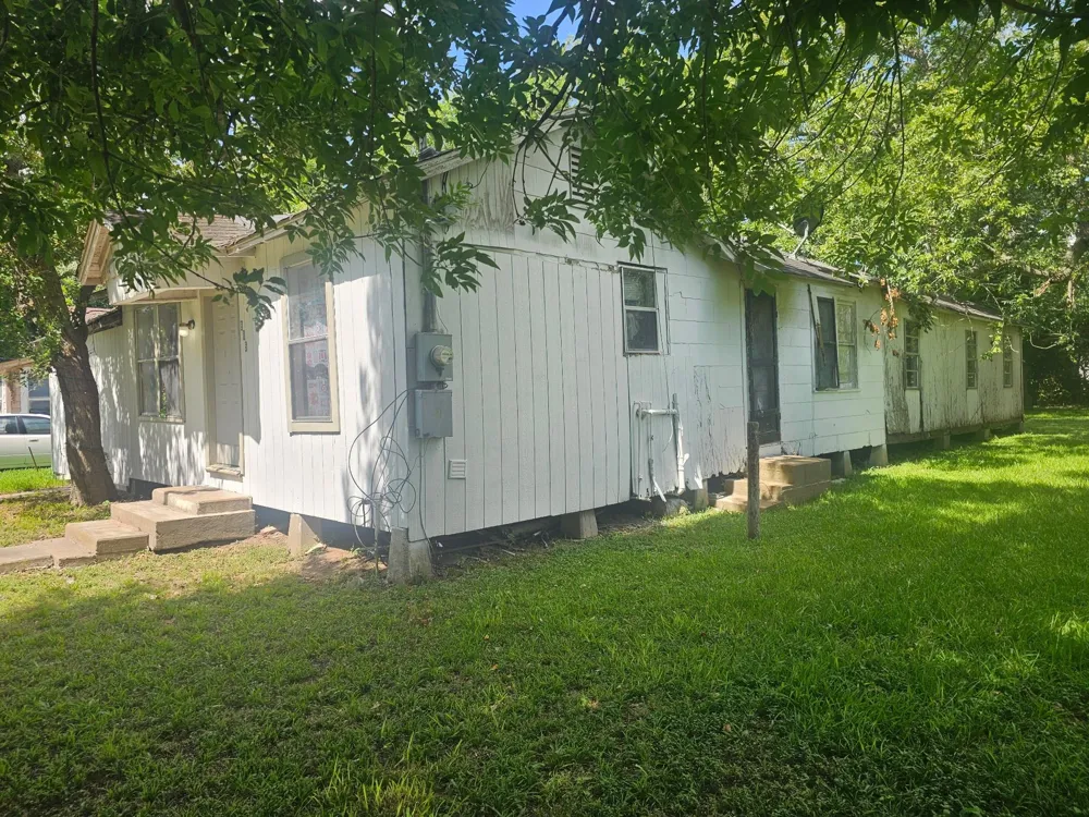 805 Texas Street Wharton, TX 77488