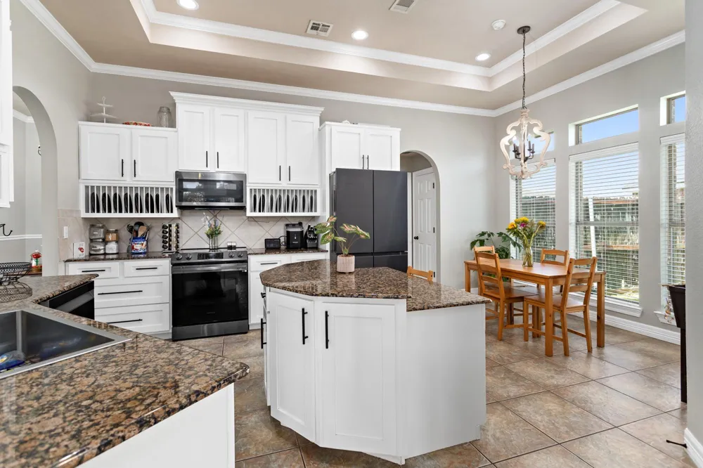 5160 Westgate Lane Lumberton, TX 77657