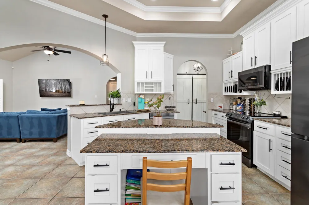 5160 Westgate Lane Lumberton, TX 77657