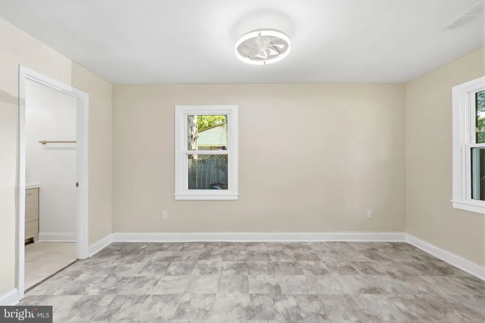 8317 SCHULTZ ROAD Clinton, MD 20735