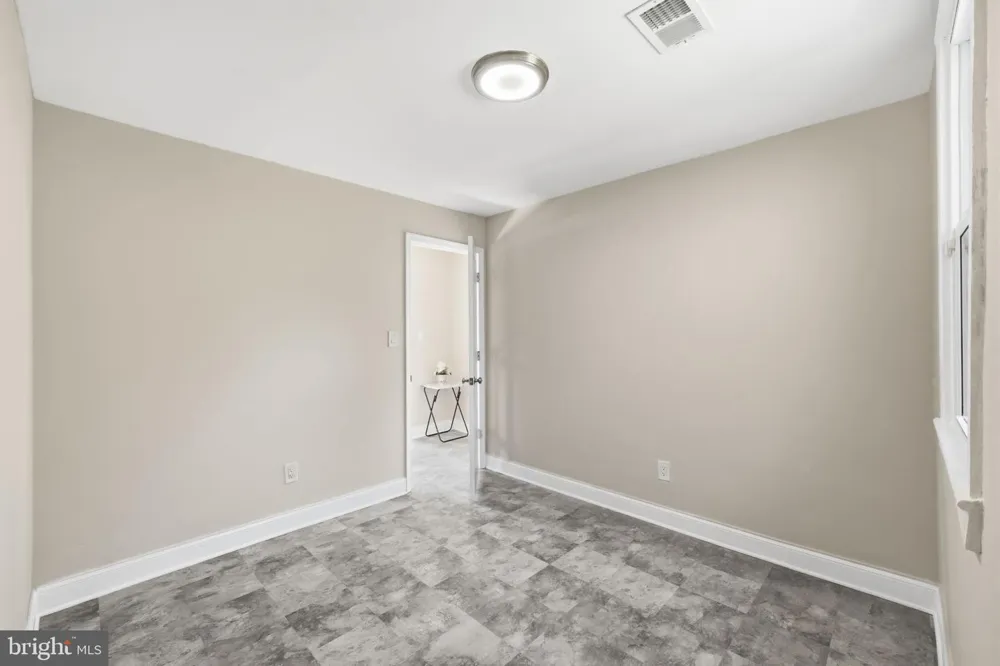 8317 SCHULTZ ROAD Clinton, MD 20735