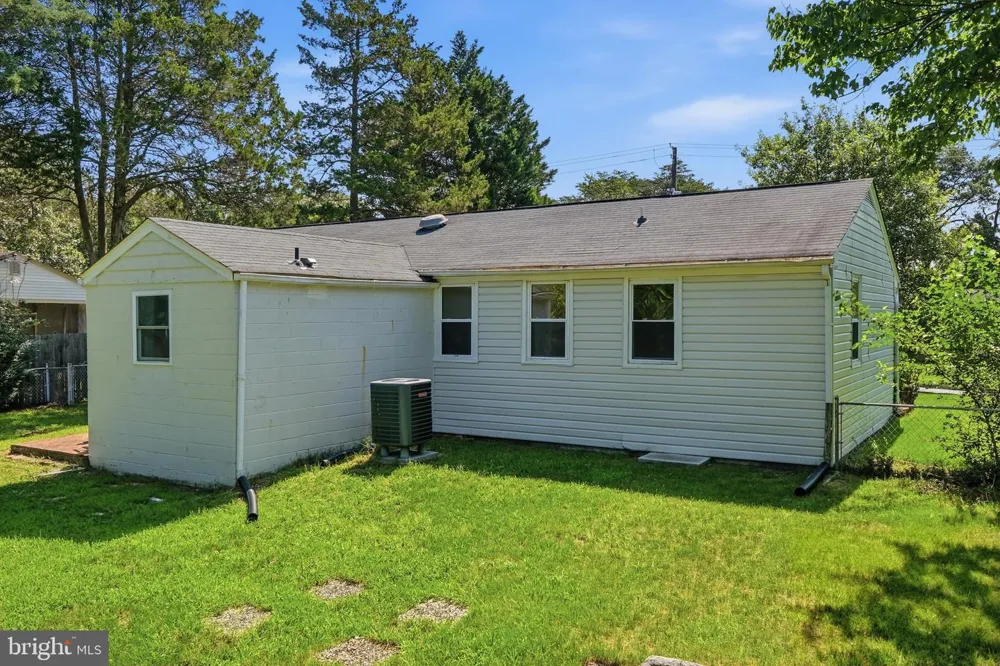 8317 SCHULTZ ROAD Clinton, MD 20735