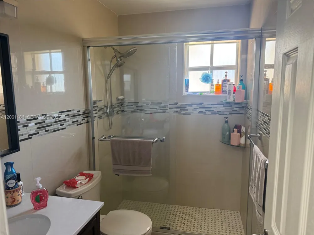 4320 SW 56th Ave Davie, FL 33314