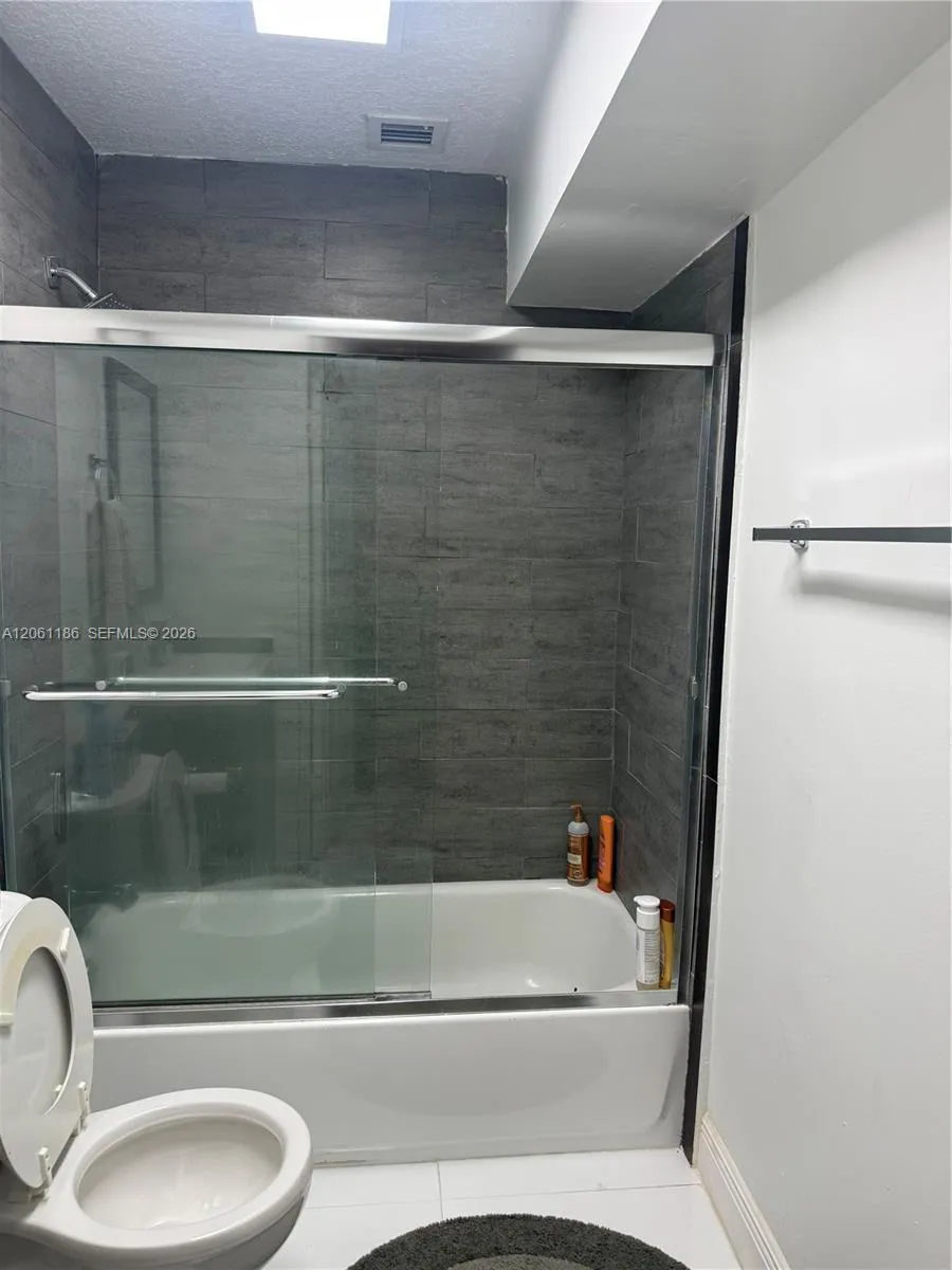4320 SW 56th Ave Davie, FL 33314