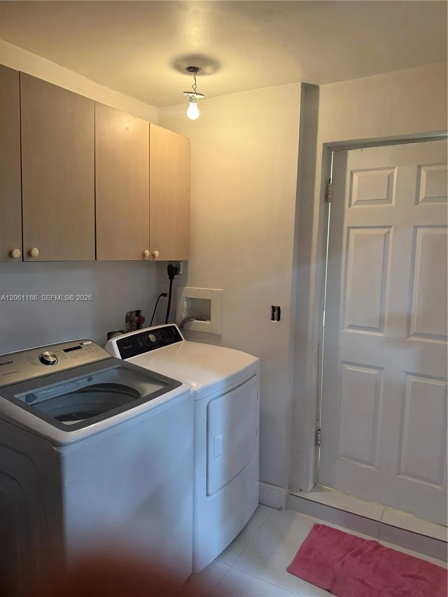4320 SW 56th Ave Davie, FL 33314