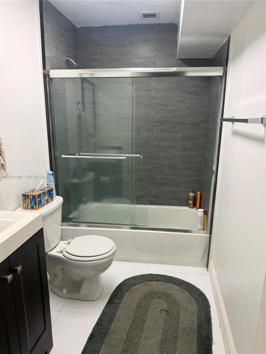 4320 SW 56th Ave Davie, FL 33314