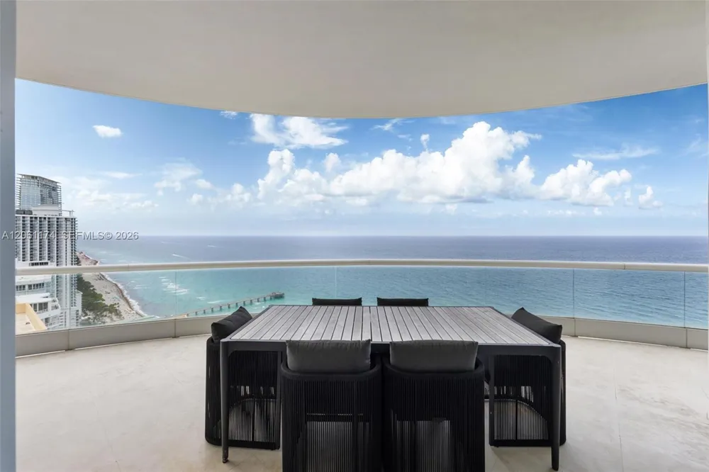 16051 Collins Ave #3404 Sunny Isles Beach, FL 33160