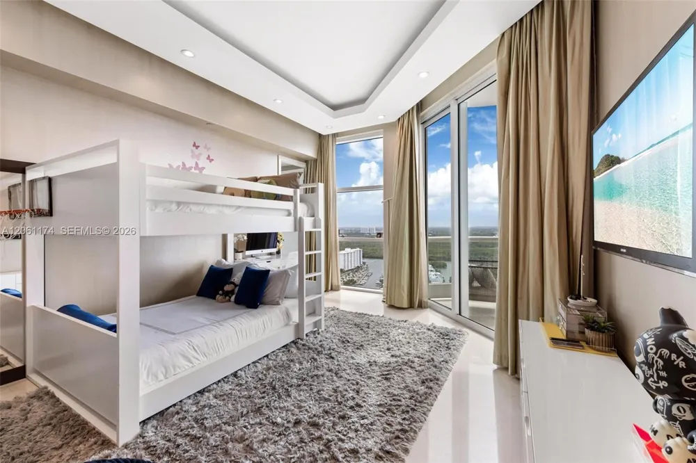 16051 Collins Ave #3404 Sunny Isles Beach, FL 33160