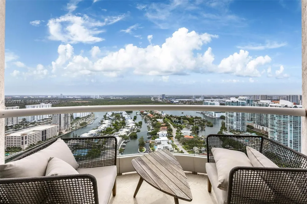 16051 Collins Ave #3404 Sunny Isles Beach, FL 33160
