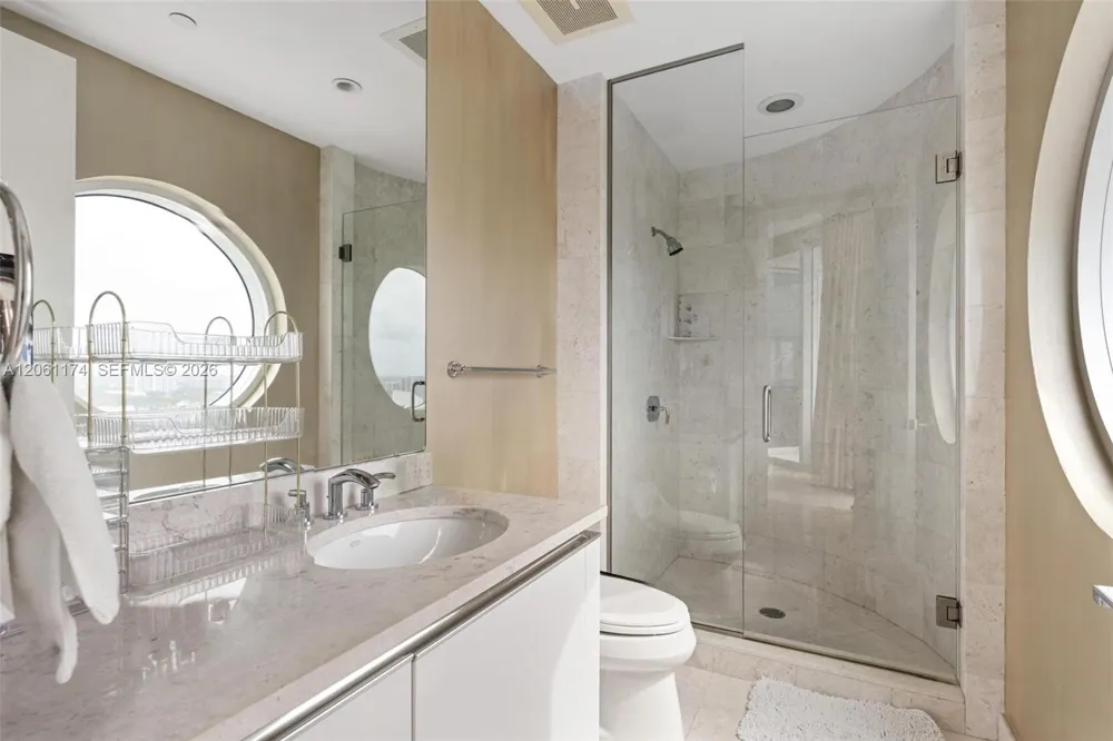 16051 Collins Ave #3404 Sunny Isles Beach, FL 33160