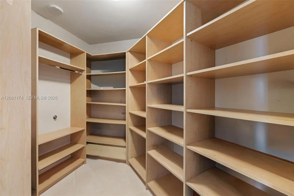 16051 Collins Ave #3404 Sunny Isles Beach, FL 33160