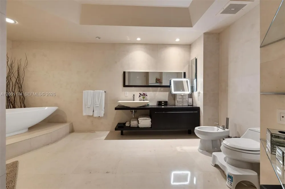 16051 Collins Ave #3404 Sunny Isles Beach, FL 33160