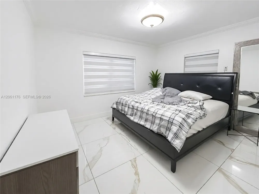 30 E 36th St Hialeah, FL 33013