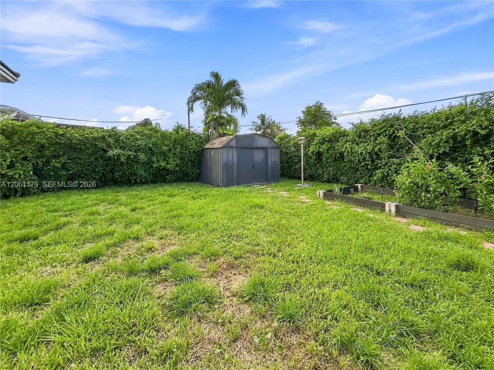 30 E 36th St Hialeah, FL 33013