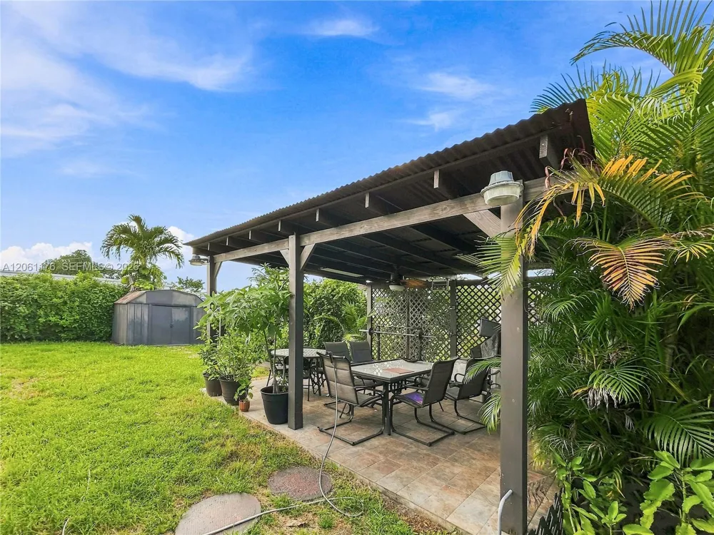 30 E 36th St Hialeah, FL 33013