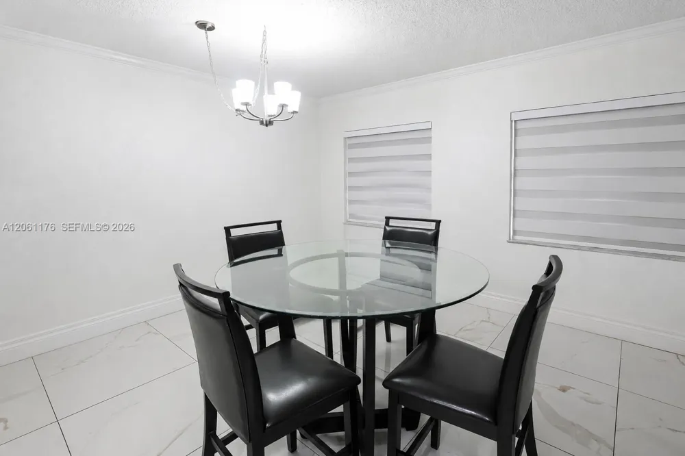 30 E 36th St Hialeah, FL 33013